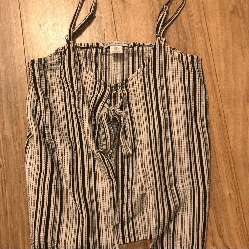 black and white flowy tank